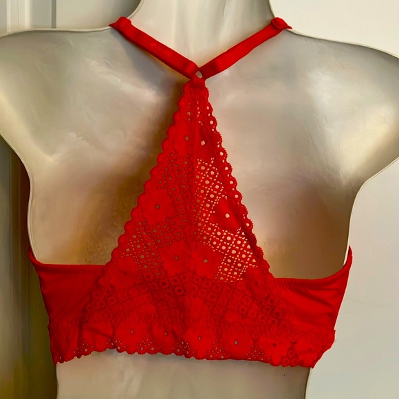 32D Super soft peachy orange lace racer back bra by Aerie. - Picture 2 of 8